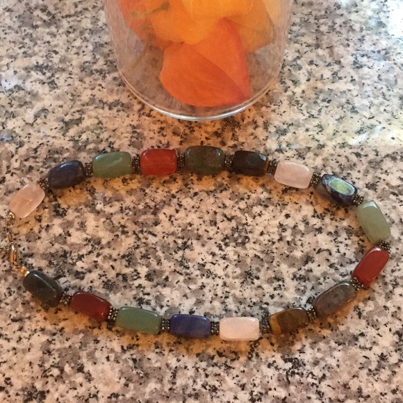 Beautiful Stone Necklace - Picture 2 of 6